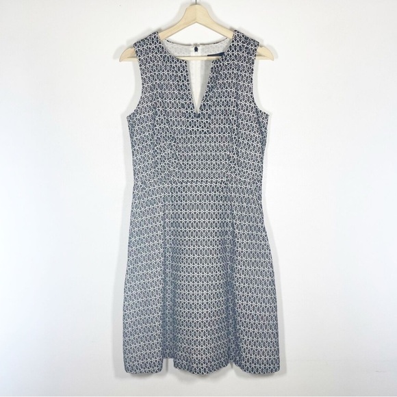 J. Crew Fit and Flare Eyelet Dress Pleated Pockets Sleeveless Black White Sz 4 - Picture 1 of 7